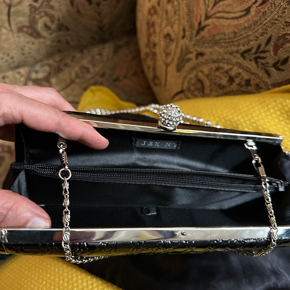 NWOT J & X NY Elegant Black Crocodile-Embossed Clutch - Picture 9 of 14